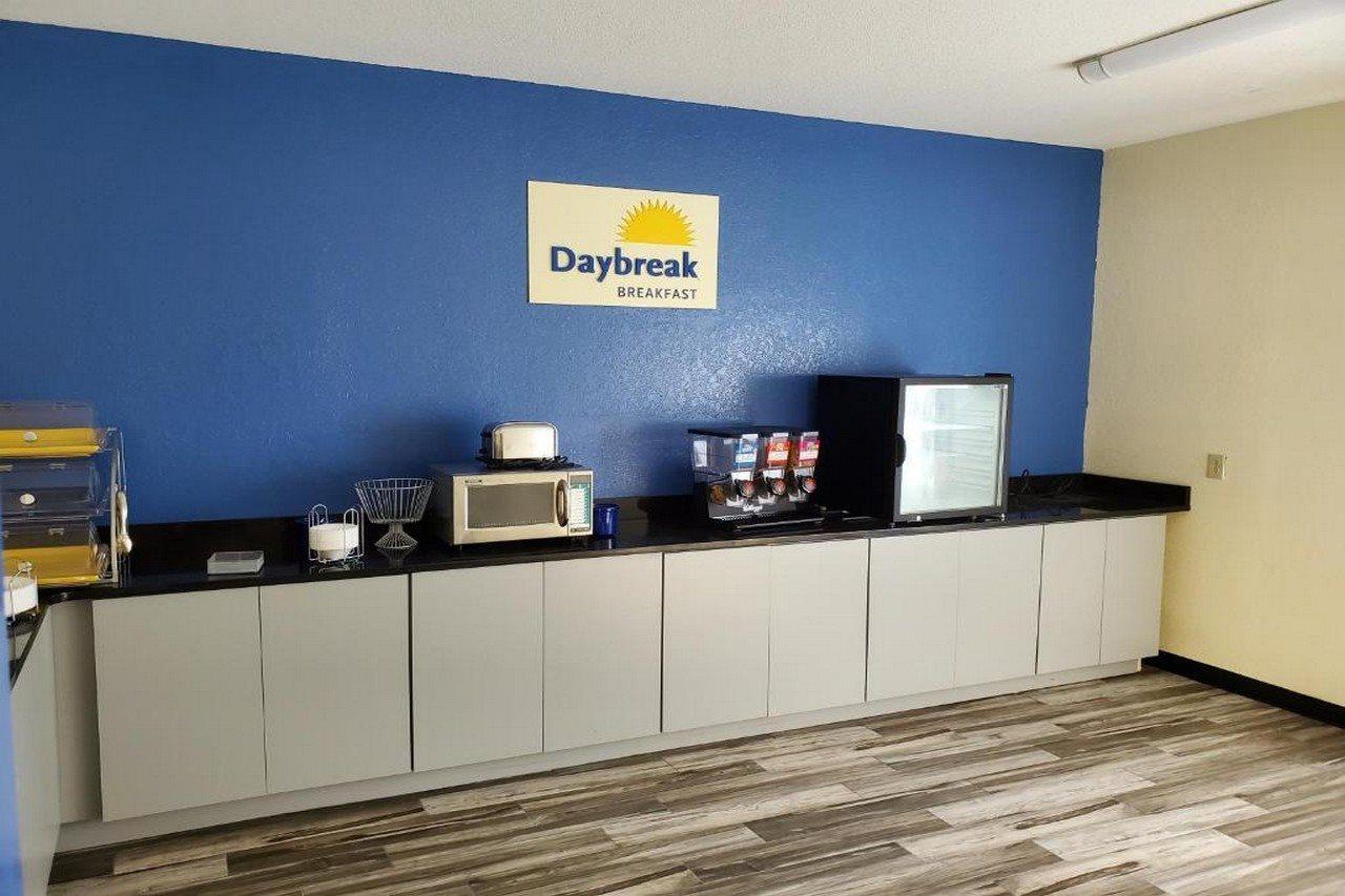 Days Inn By Wyndham Macon I-75 North Exterior foto